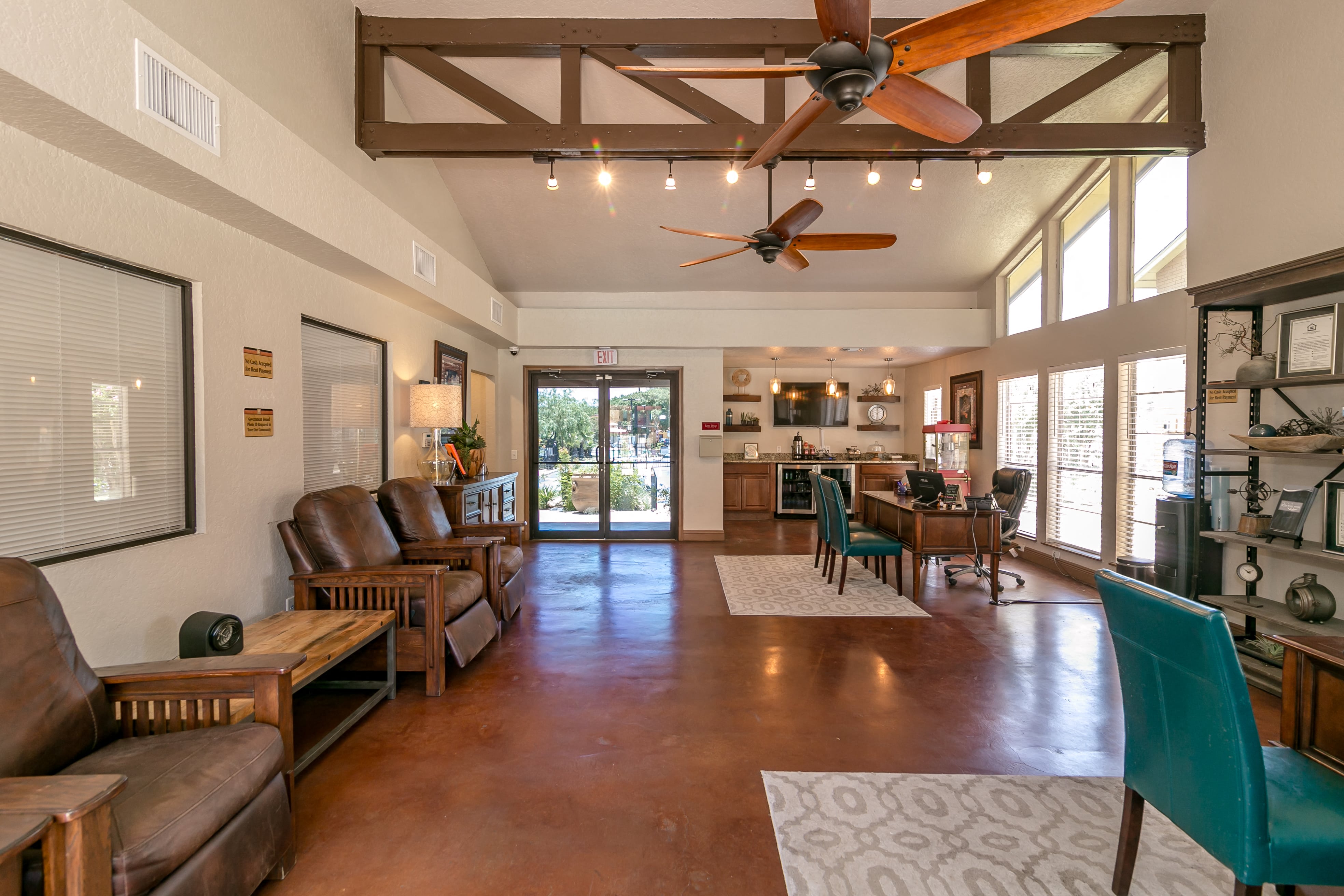 City-Base Vista | Apartments in San Antonio, TX